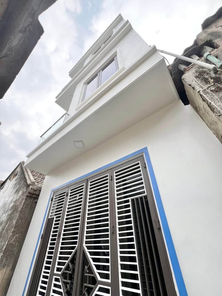 NHÀ 3 TẦNG NGÕ VĂN CAO THÔNG TRẦN HUY LIỆU GIÁ TỐT